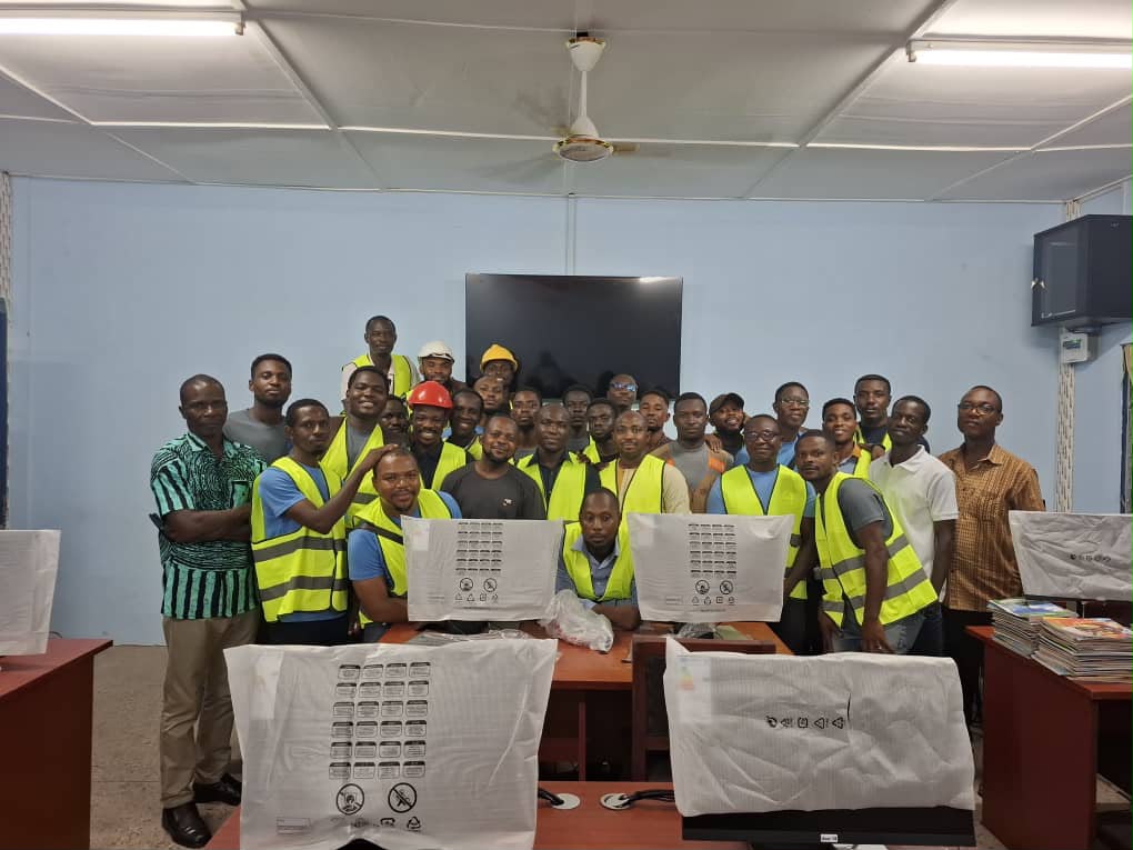 ICT Lab project team and stakeholders during project completion